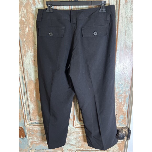 Larry Levine Women's 10 Black Contemporary Button Wide Leg Pocket Capris - Picture 2 of 9